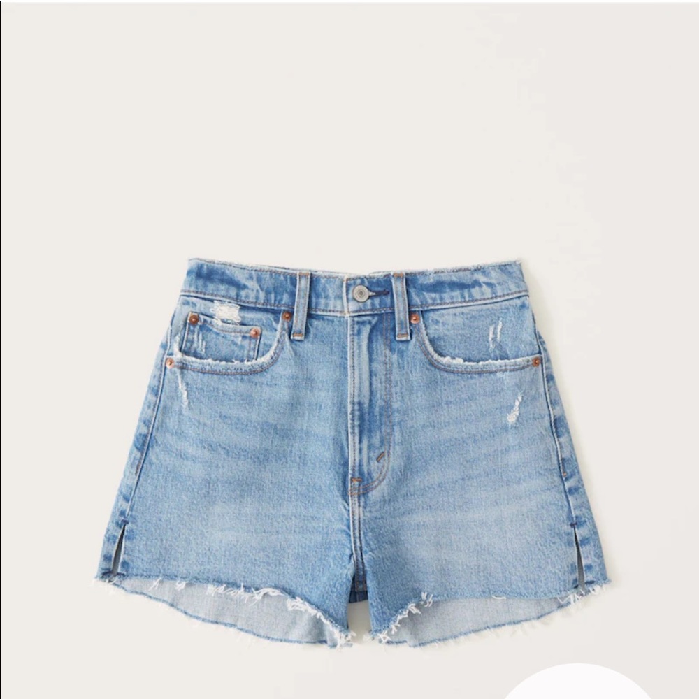 Abercrombie The Mom Short High Rise- Curve Love size 27